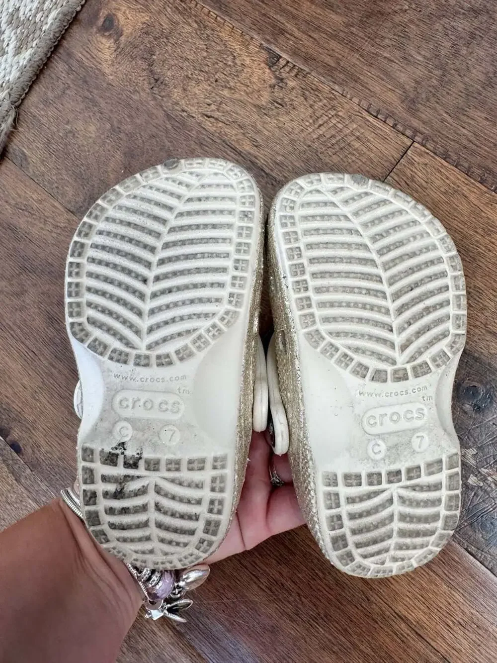 Crocs Toddlers Classic Glitter Clog Champagne Size C7